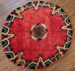 Hand-woven carpet Round